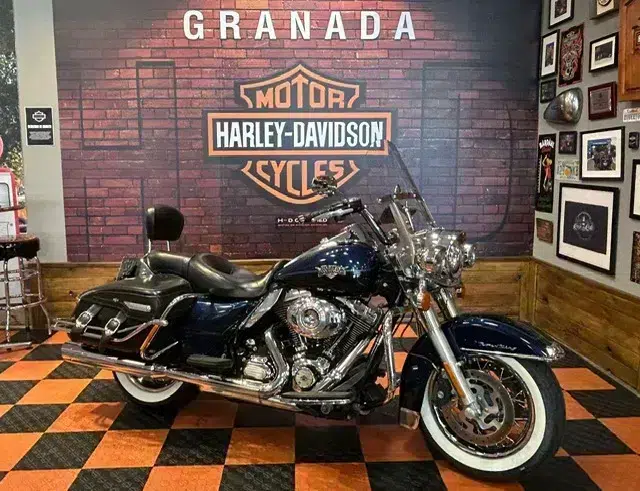 HARLEY-DAVIDSON ROAD KING CLASSIC 103 AÑO 2013